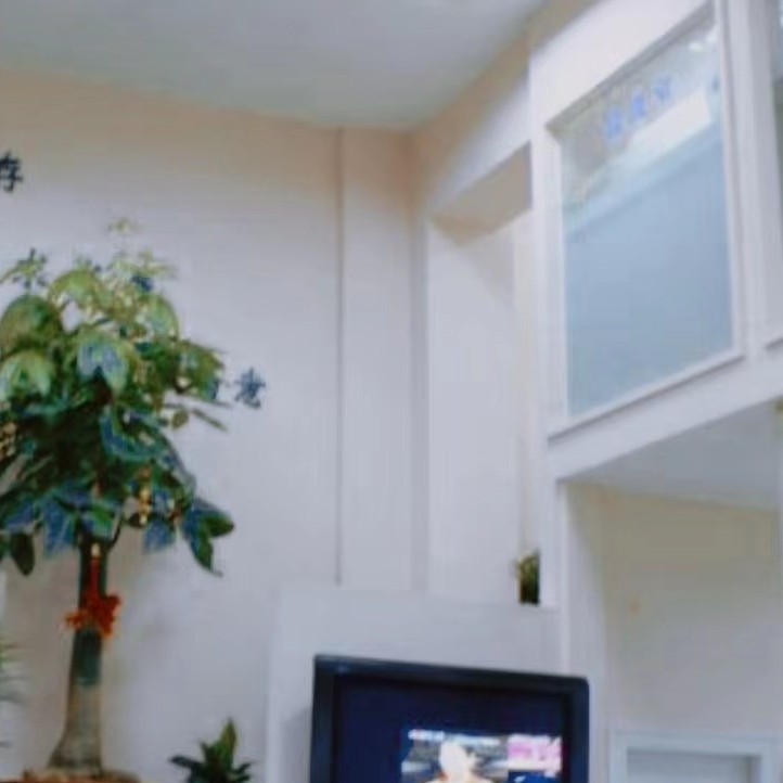 廈門種牙齒多少錢一顆！廈門宏沅膛口腔連鎖(輪渡店)種植牙價(jià)格表，國(guó)產(chǎn)大清西格種植牙：3212元起/顆！
