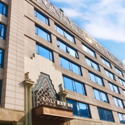 佛山種植牙齒價(jià)錢！佛山壹加壹口腔(順德店)2023全新種牙價(jià)目表，德國ht瑞西歐種植牙：7032元起/顆！